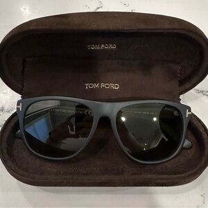 sold - 💯 TOM FORD